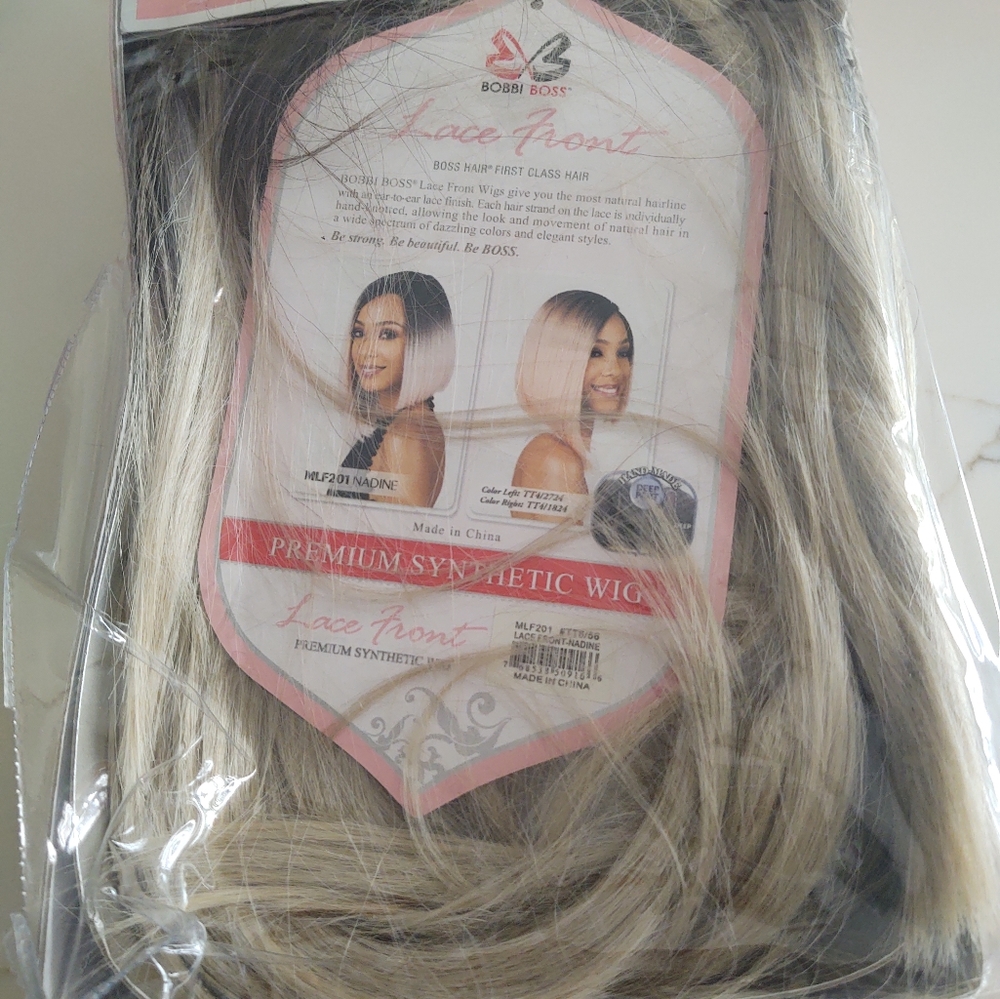 Bobby boss lace front ombre long reverse Bob wig brand new
